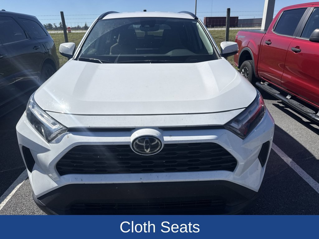 Used 2025 Toyota RAV4 XLE FWD image 2