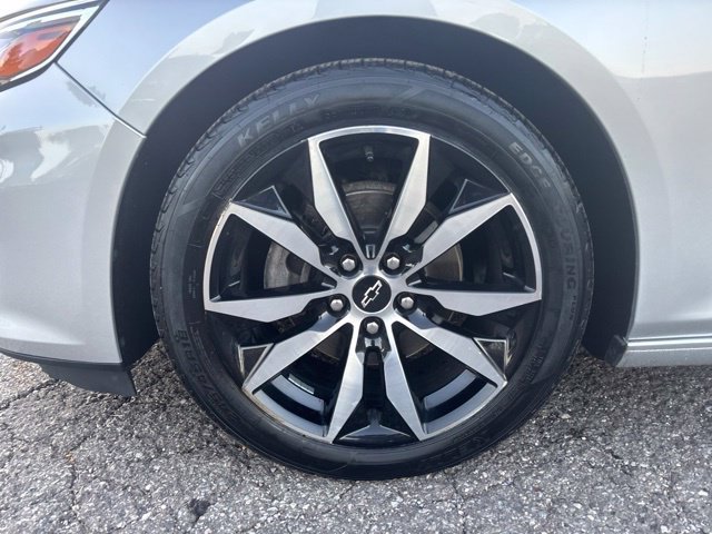 Used 2021 Chevrolet Malibu RS FWD image 24