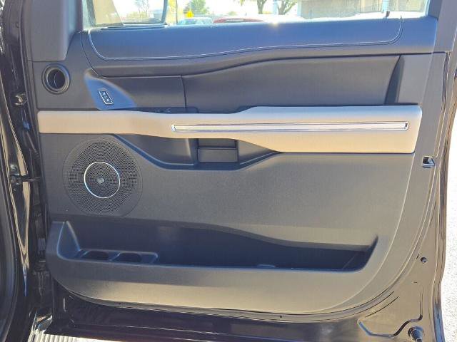 Certified 2023 Ford Expedition Max Limited image 8