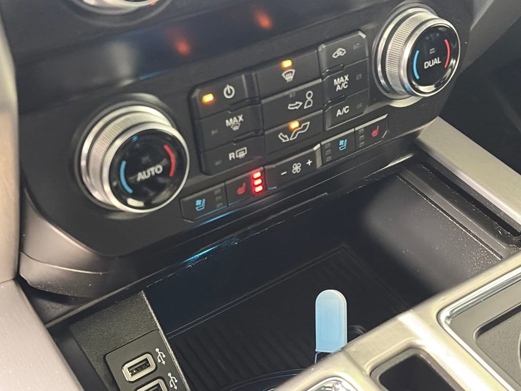 Certified 2020 Ford F150 Platinum w/ Equipment Group 701A Luxury image 21