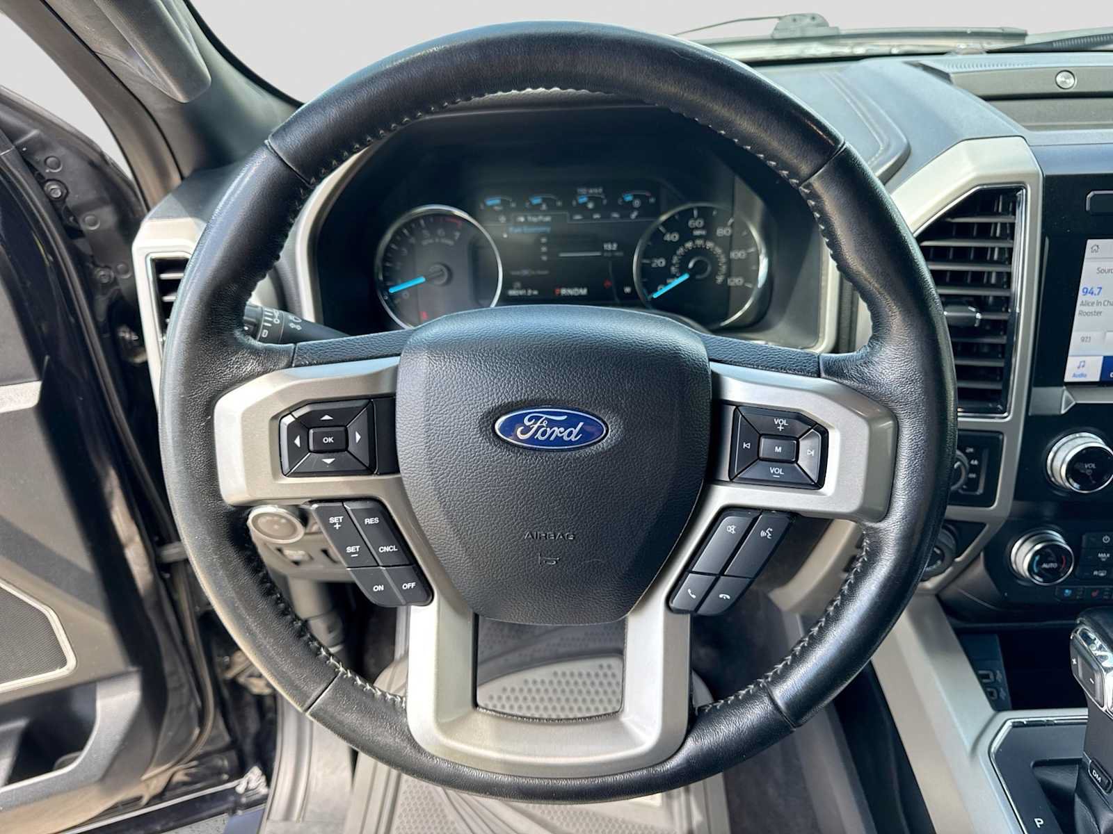 Certified 2020 Ford F150 Lariat w/ Equipment Group 502A Luxury AWD/4WD image 21