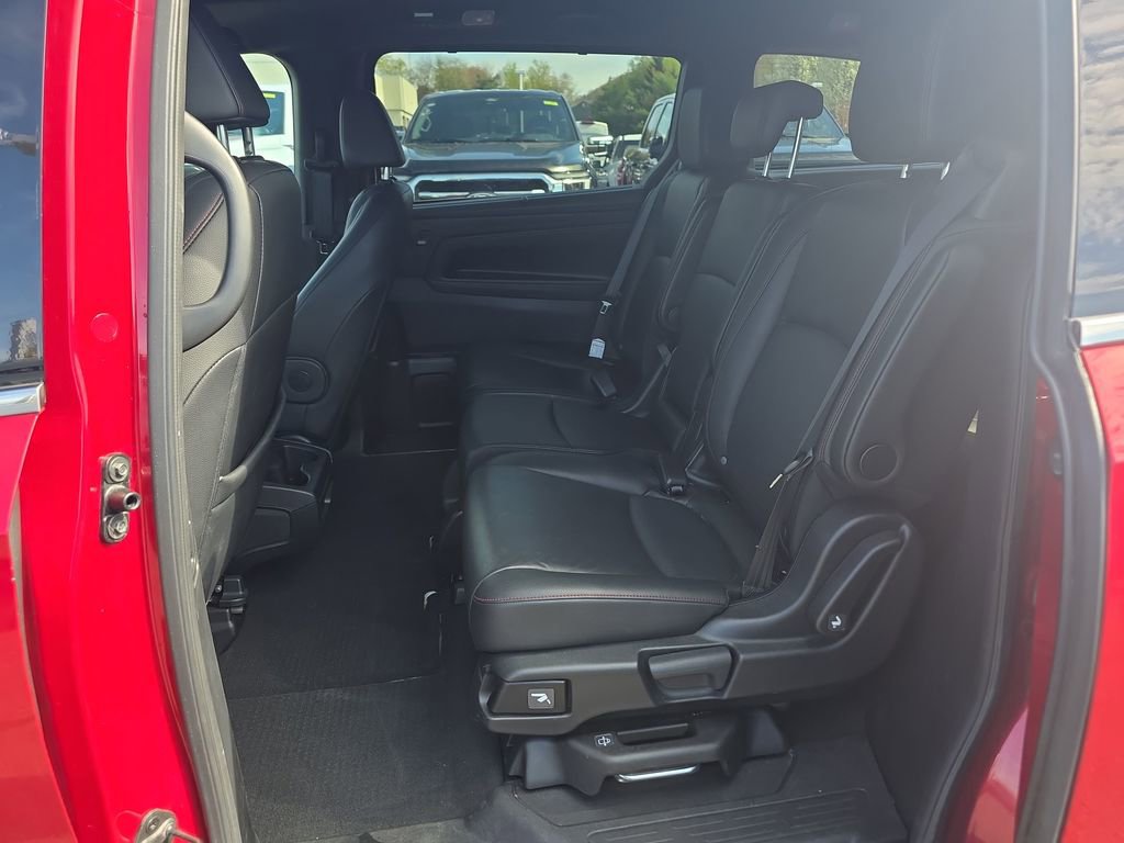 Used 2025 Honda Odyssey Sport-L image 15