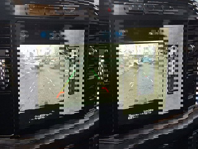 Certified 2023 Ford F350 Lariat image 19