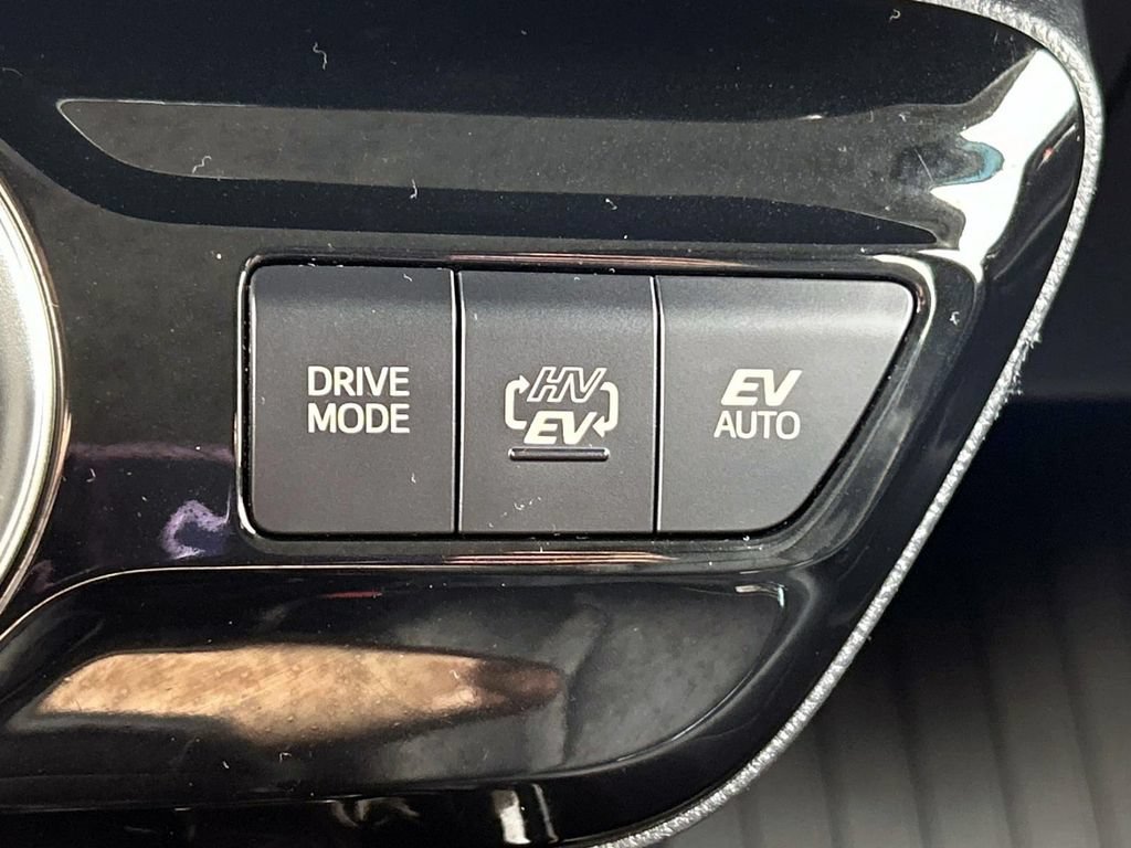Used 2020 Toyota Prius Prime Limited FWD image 26
