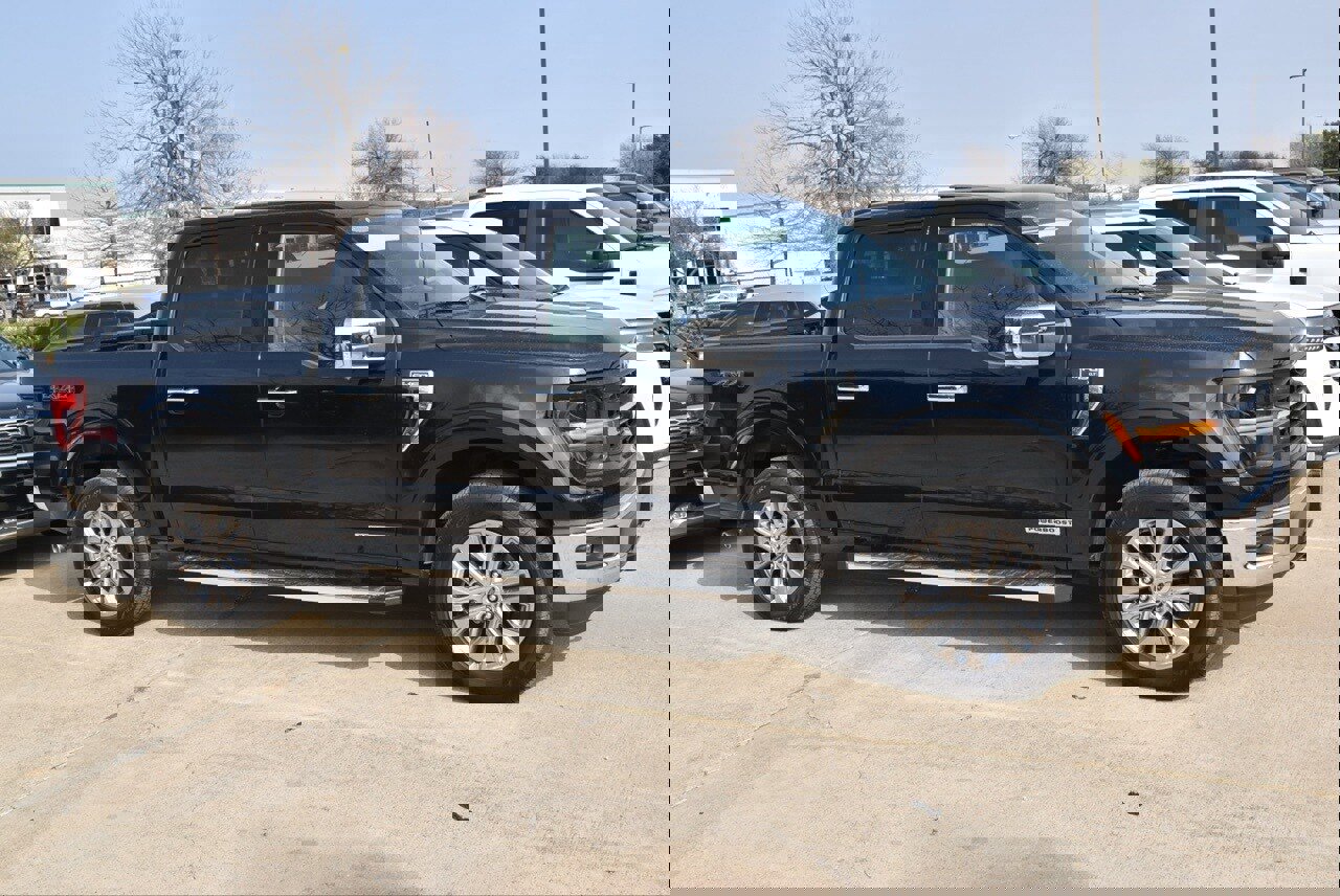 Certified 2024 Ford F150 XLT w/ Equipment Group 303A High image 5