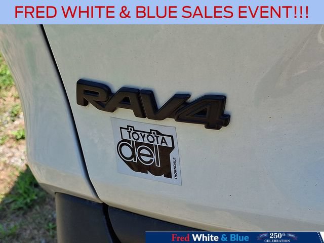 Used 2023 Toyota RAV4 XLE Premium AWD/4WD image 11