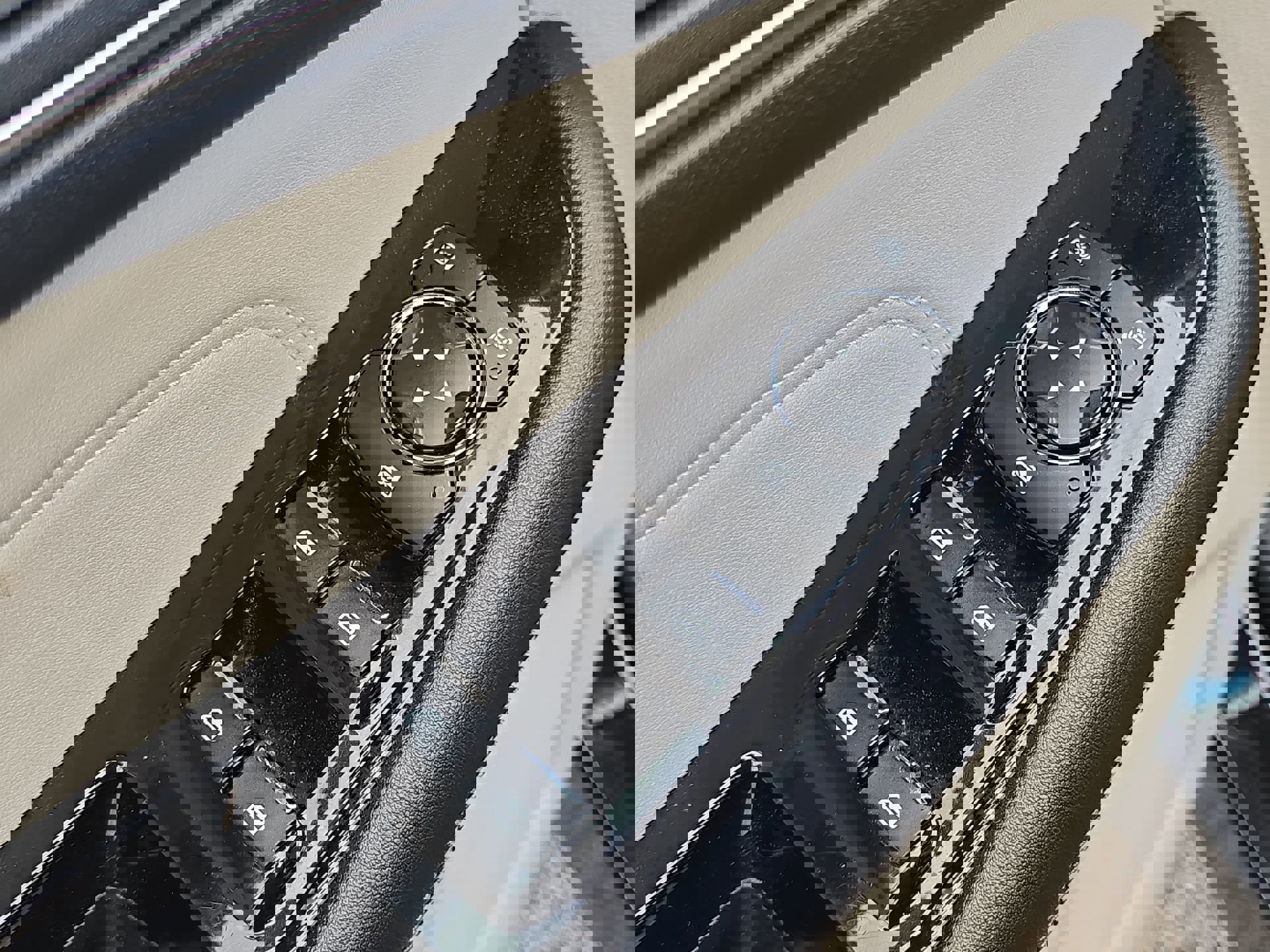 Certified 2018 Ford Edge Titanium w/ Equipment Group 301A FWD image 12