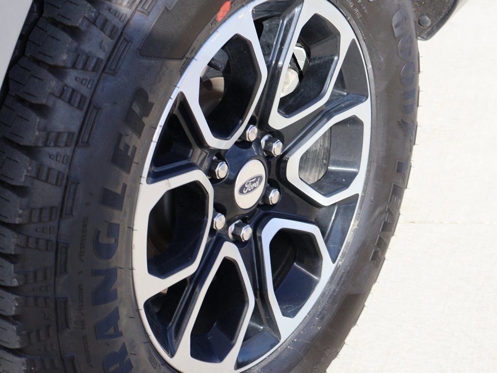 Certified 2022 Ford Expedition Max XLT image 38