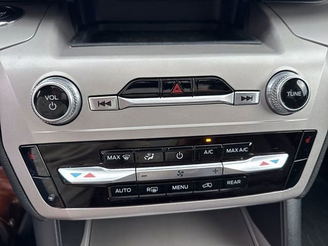 Certified 2023 Ford Explorer XLT w/ Equipment Group 202A image 16