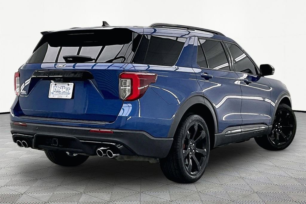 Certified 2023 Ford Explorer ST w/ Equipment Group 401A AWD/4WD image 2