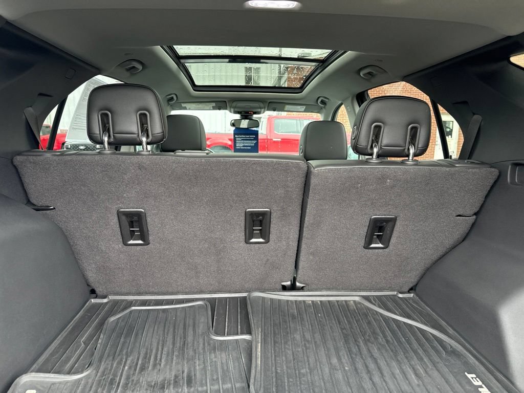 Used 2018 Chevrolet Equinox Premier AWD/4WD image 10