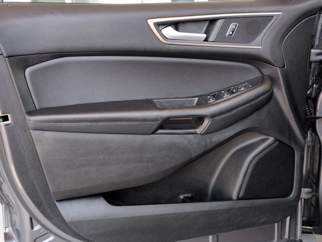 Certified 2022 Ford Edge SEL w/ Convenience Package AWD/4WD image 13
