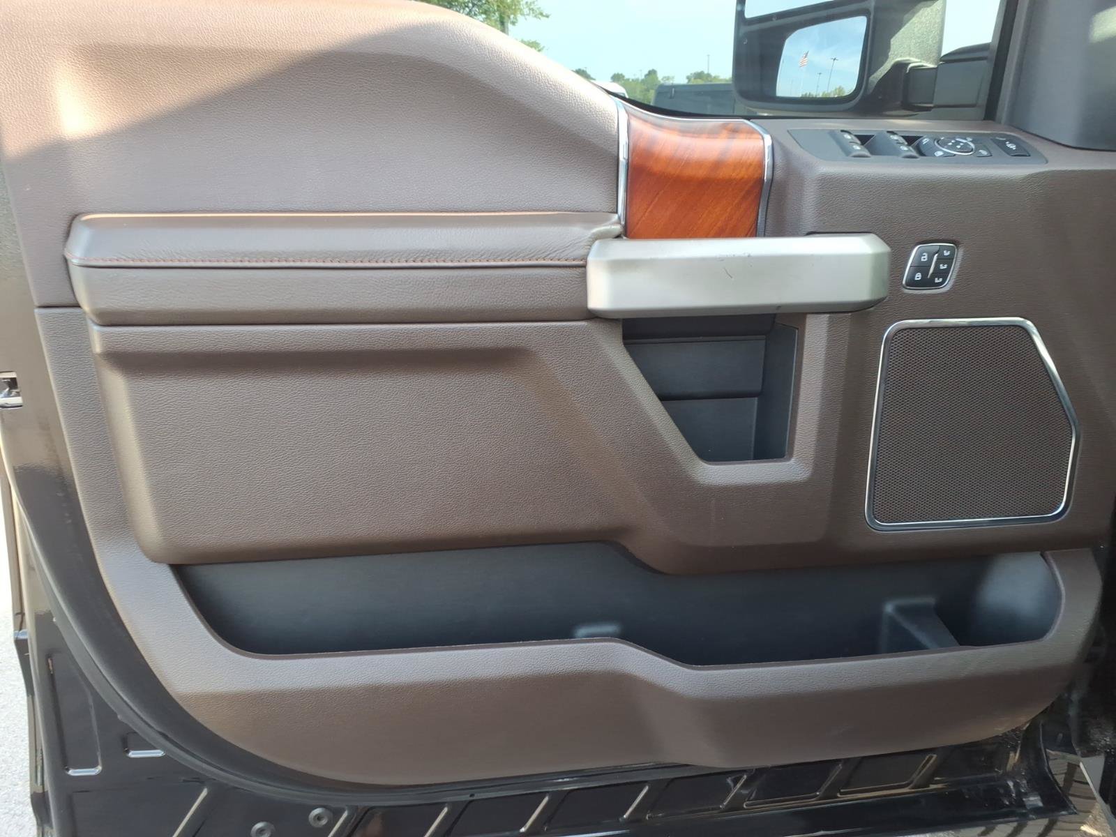 Certified 2020 Ford F350 King Ranch w/ King Ranch Ultimate Package AWD/4WD image 12