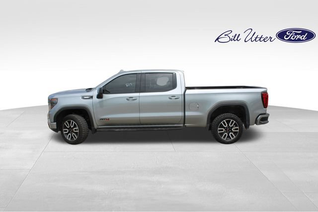 Used 2025 GMC Sierra 1500 AT4 w/ AT4 Premium Package AWD/4WD image 8