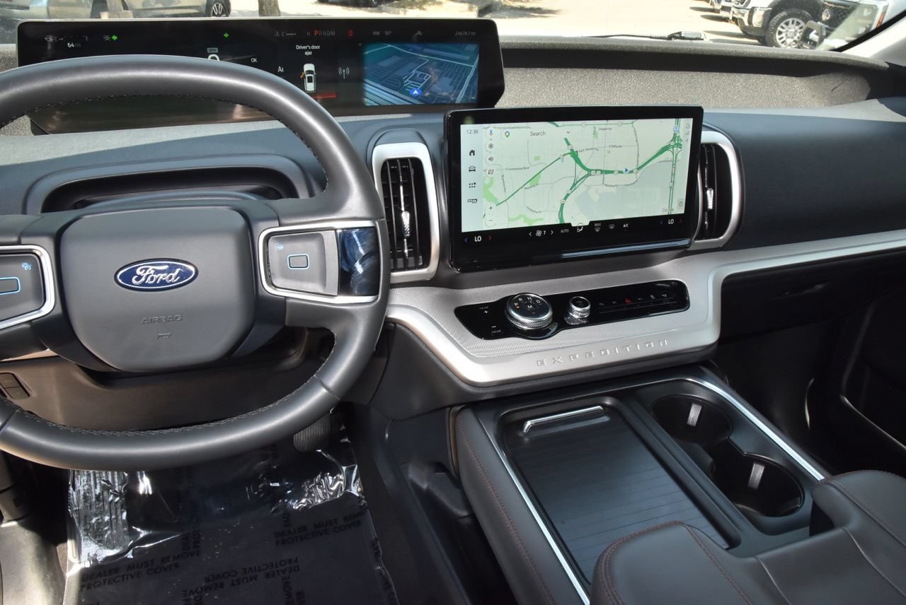 Certified 2025 Ford Expedition Max Active RWD image 26