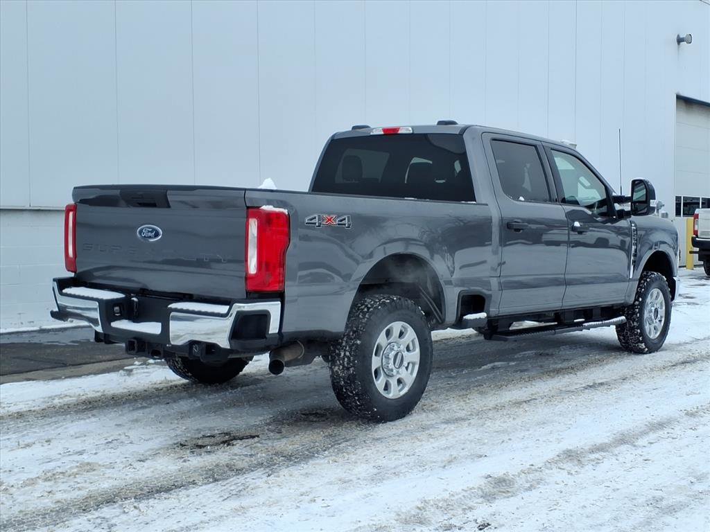 Certified 2024 Ford F250 XLT image 6