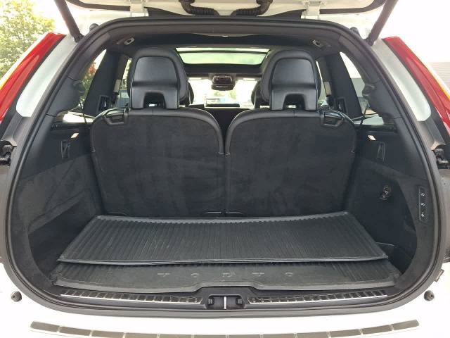 Used 2022 Volvo XC90 T8 R-Design AWD/4WD image 27