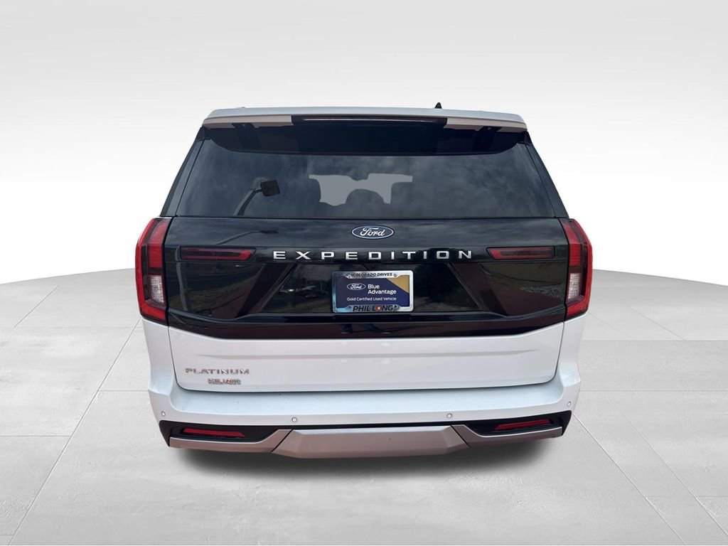 Certified 2025 Ford Expedition Platinum AWD/4WD image 5