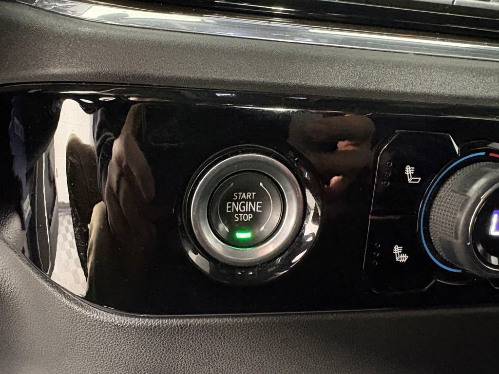 Used 2023 Chevrolet Silverado 1500 RST w/ Redline Edition image 23