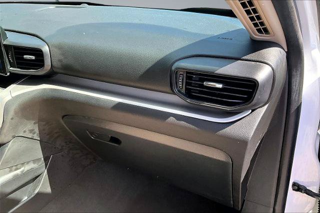 Certified 2023 Ford Explorer XLT RWD image 17