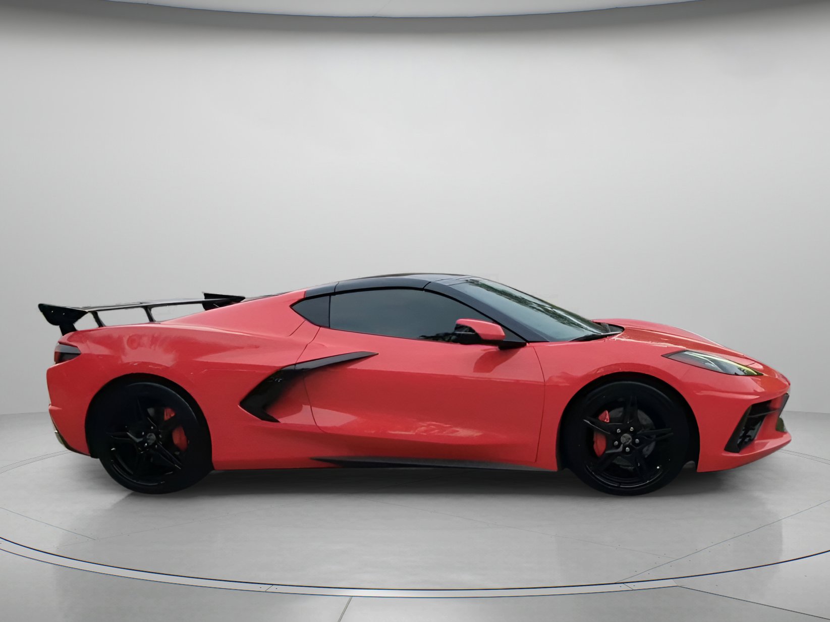 Used 2021 Chevrolet Corvette Stingray Coupe w/ 1LT RWD image 34