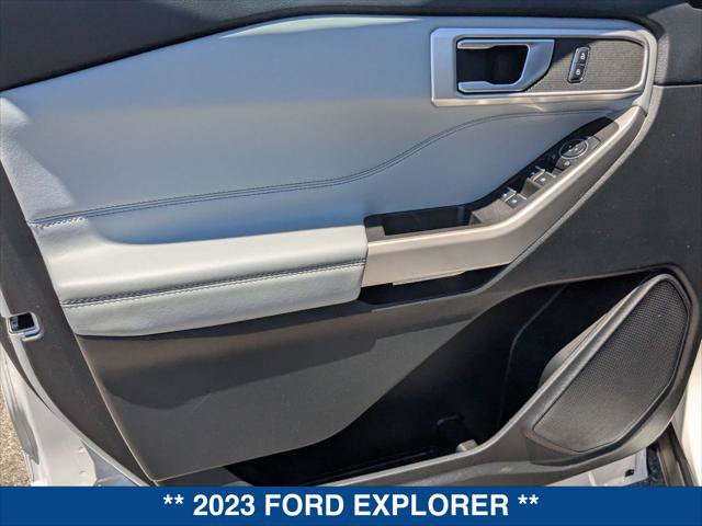 Certified 2023 Ford Explorer XLT w/ Equipment Group 202A AWD/4WD image 9