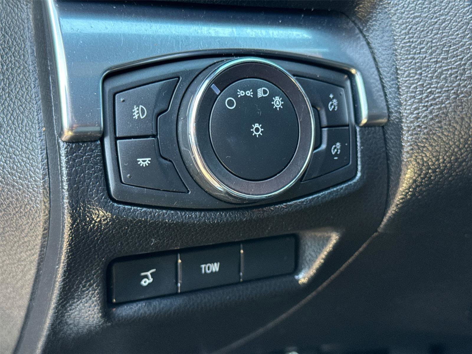 Certified 2019 Ford Explorer Sport image 29