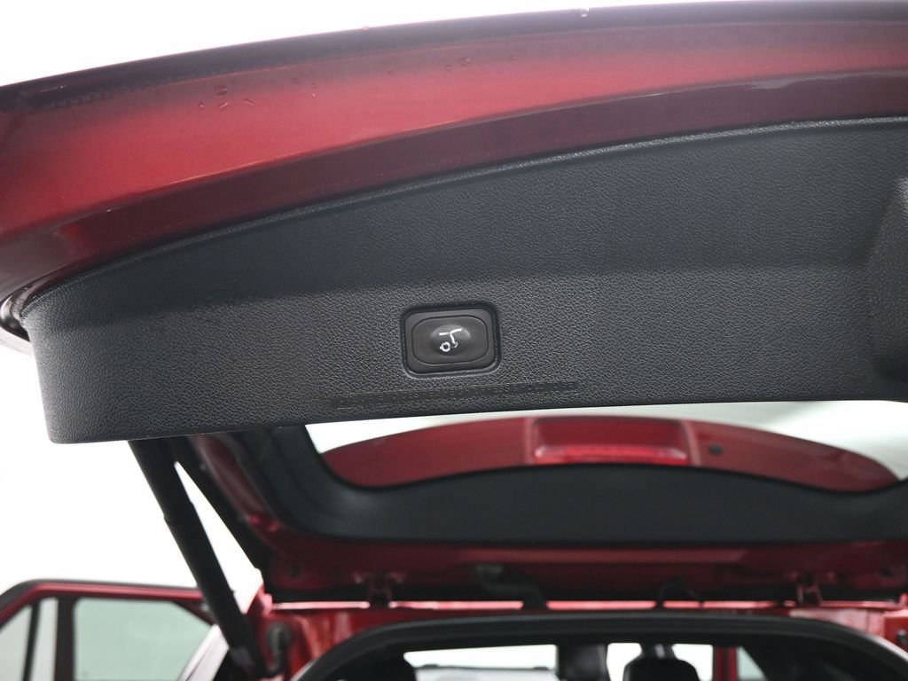 Certified 2018 Ford Explorer Limited w/ Ford Safe & Smart Package image 63