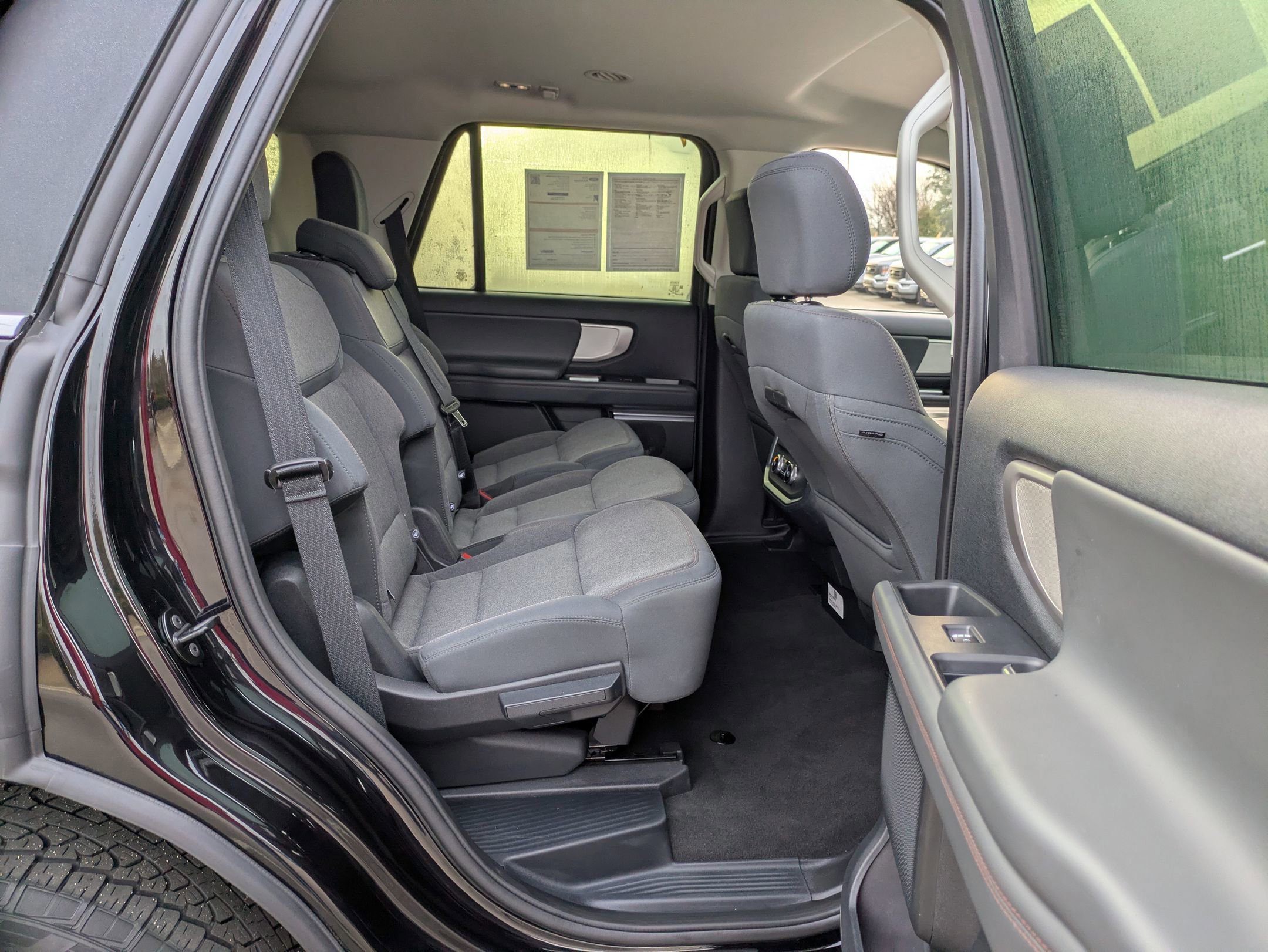 Certified 2025 Ford Expedition Active image 34