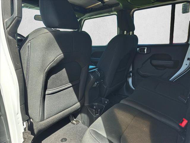 Used 2018 Jeep Wrangler Unlimited Sport S AWD/4WD image 13
