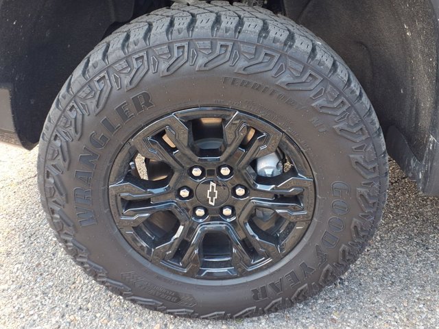 Used 2023 Chevrolet Silverado 1500 ZR2 w/ Technology Package AWD/4WD image 25