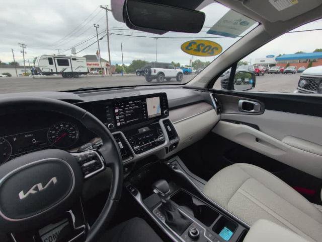 Used 2023 Kia Sorento S AWD/4WD image 27