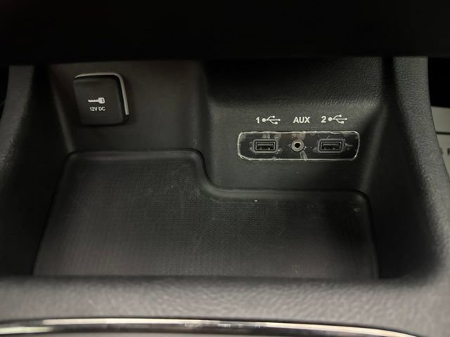 Used 2018 Dodge Durango R/T w/ Technology Group AWD/4WD image 17