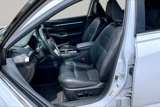 Used 2024 Nissan Altima 2.5 SR w/ SR Premium Package AWD/4WD image 8