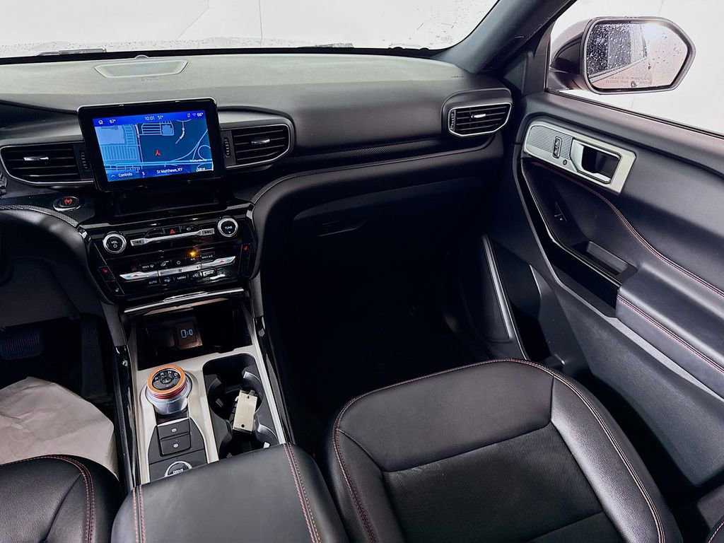 Certified 2022 Ford Explorer ST-Line w/ Class IV Trailer Tow Package image 27