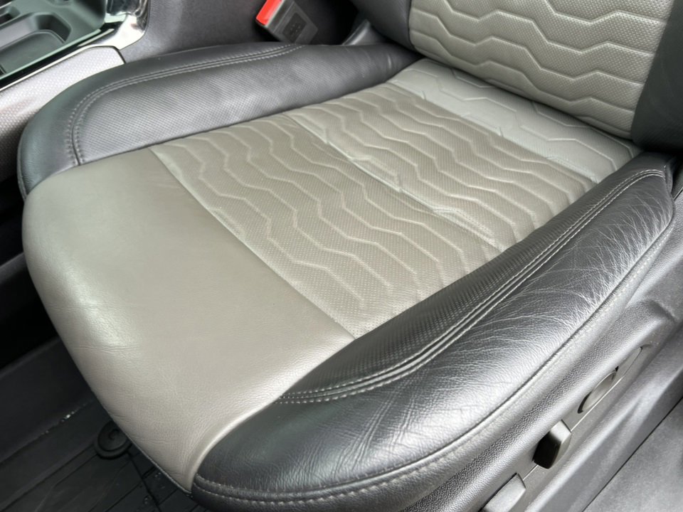 Used 2024 Chevrolet Silverado 1500 ZR2 image 16