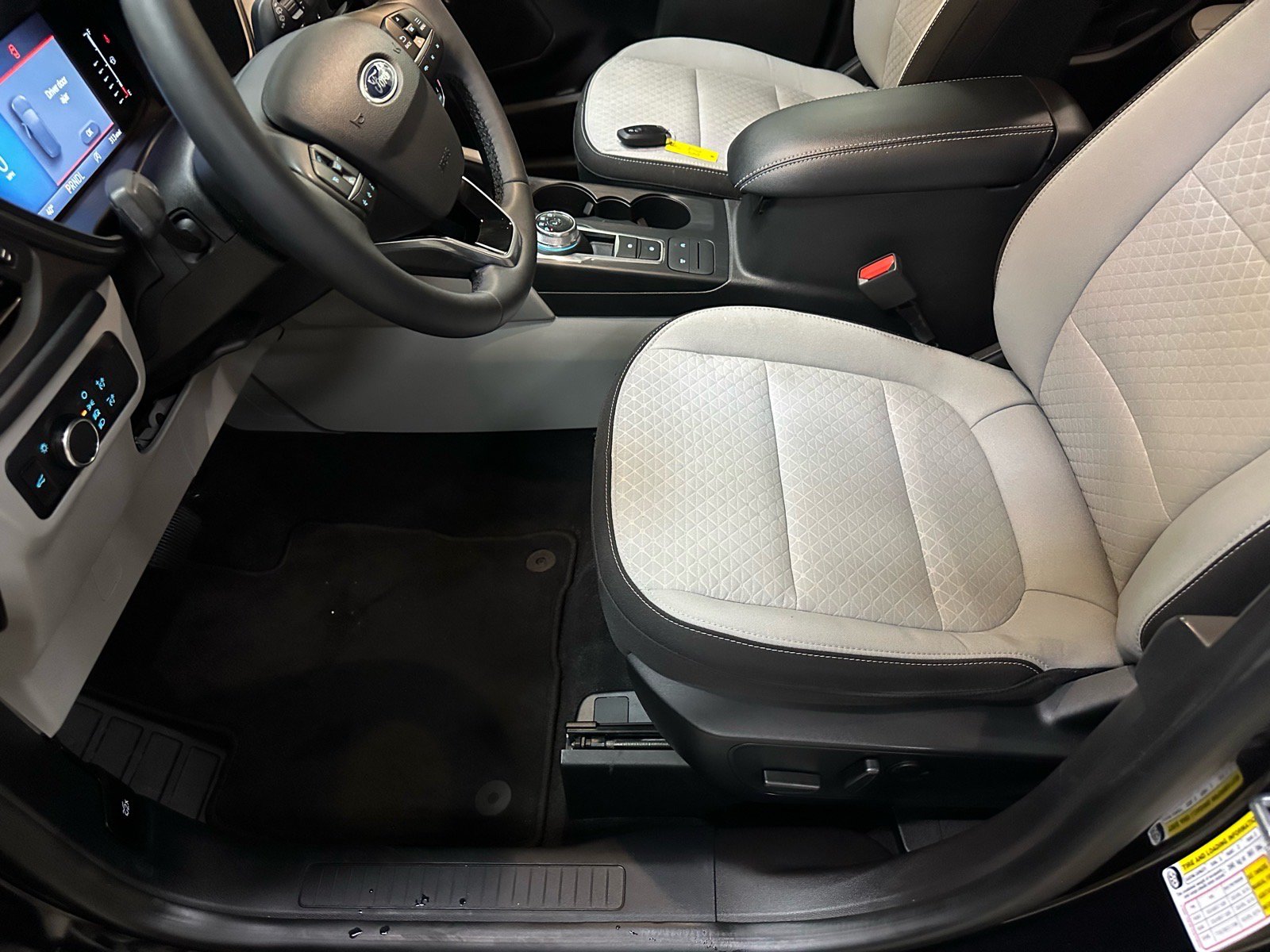 Certified 2024 Ford Escape Active FWD image 17