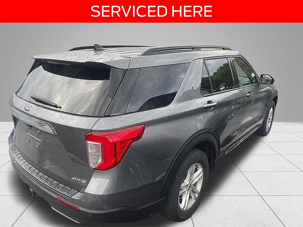 Certified 2023 Ford Explorer XLT w/ Equipment Group 202A AWD/4WD image 4