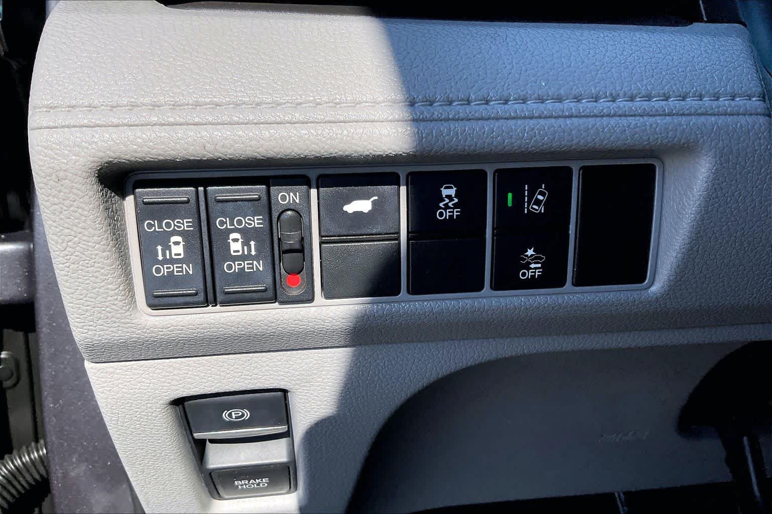 Used 2018 Honda Odyssey EX-L image 14
