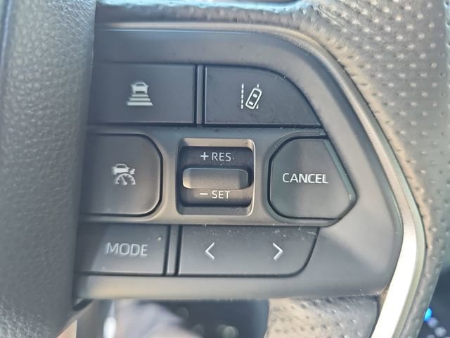 Used 2025 Toyota Tundra Limited image 18