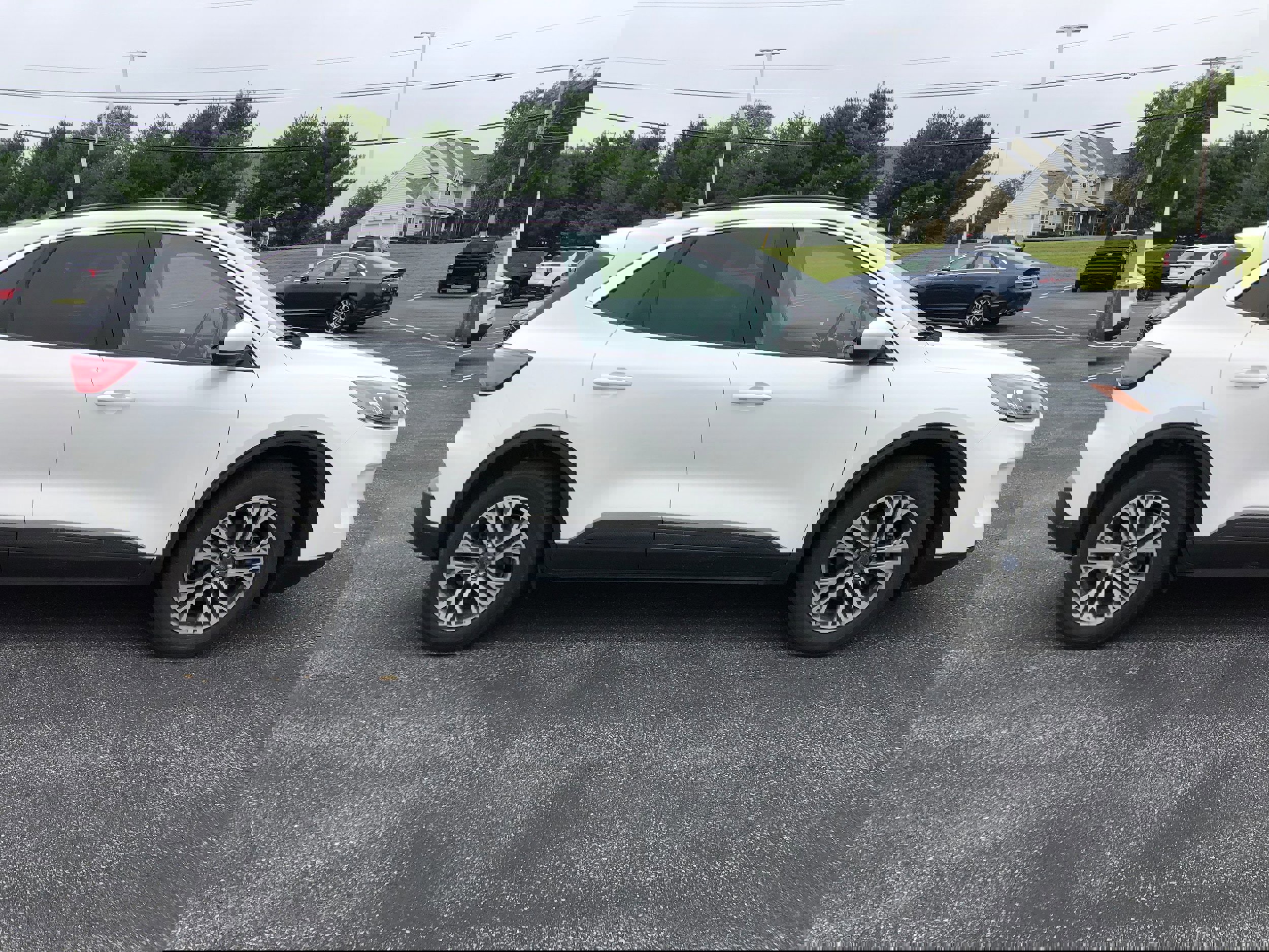 Certified 2022 Ford Escape SEL w/ Technology Package image 2