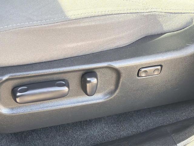 Used 2023 Toyota Tacoma SR5 w/ Technology Package image 21