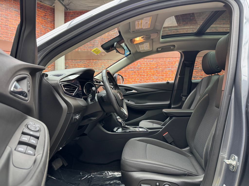 Used 2020 Buick Encore GX Select w/ Experience Buick Package image 25