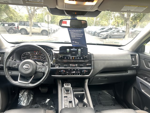 Used 2022 Nissan Pathfinder SL FWD image 22