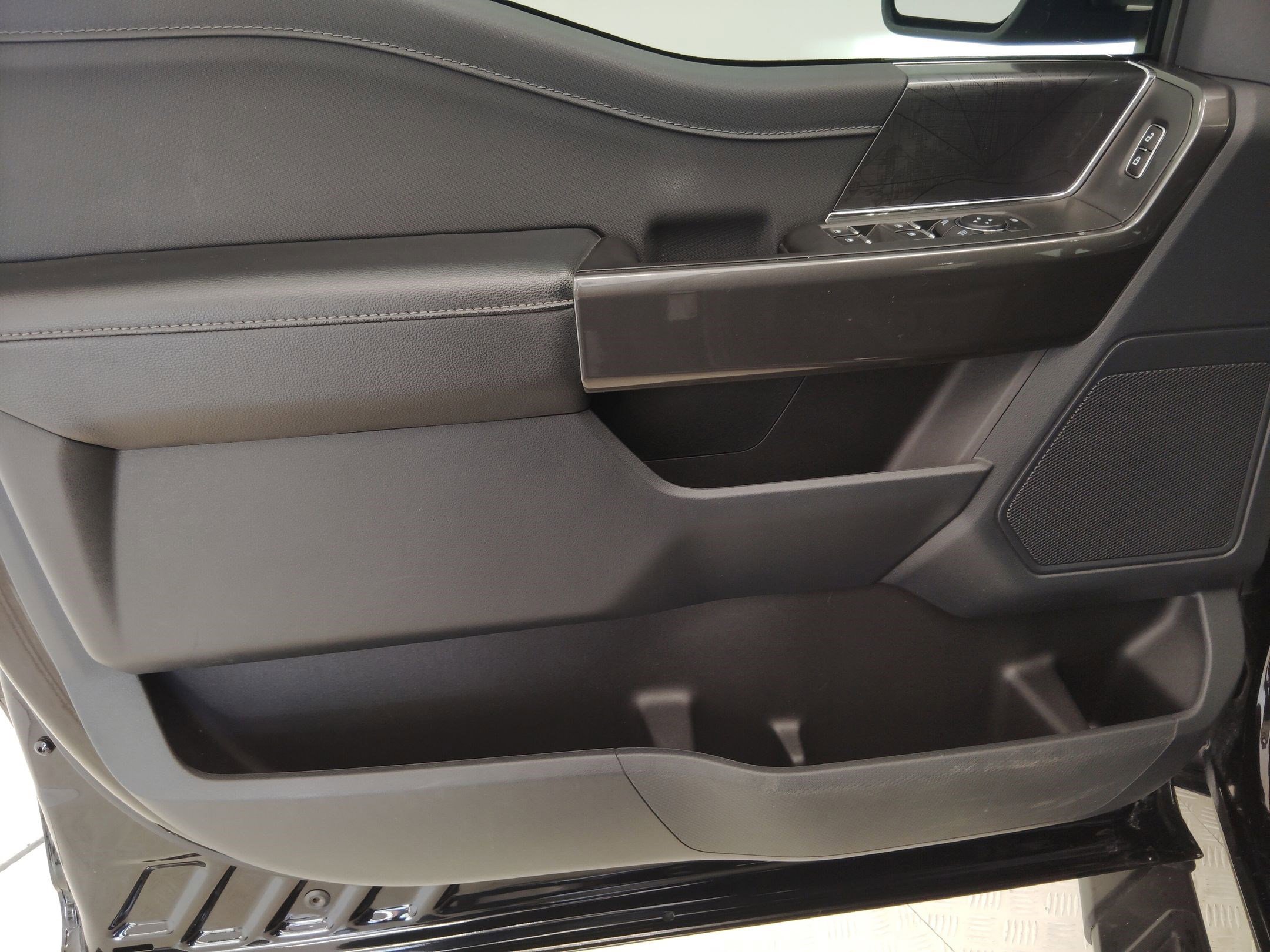 Certified 2023 Ford F150 XLT w/ Equipment Group 302A High image 13