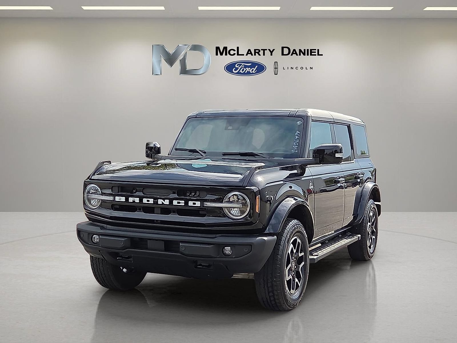 Certified 2024 Ford Bronco Outer Banks AWD/4WD video 2