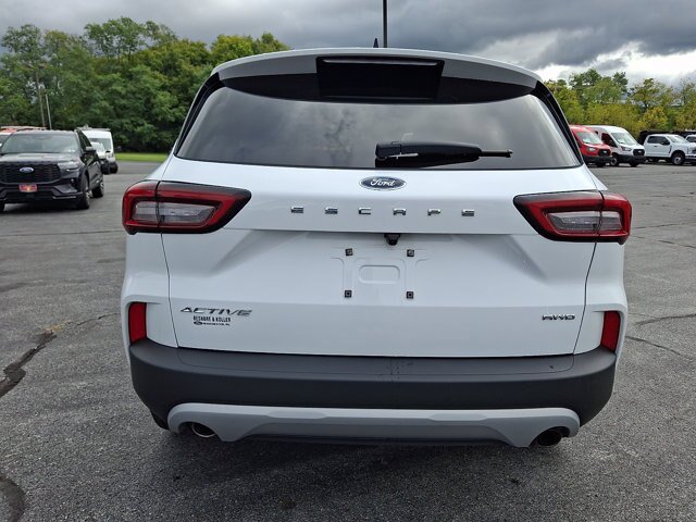 Certified 2023 Ford Escape Active AWD/4WD image 6