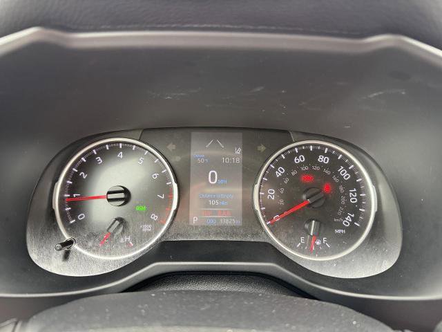 Used 2021 Toyota RAV4 LE image 17