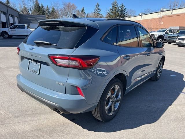 Certified 2023 Ford Escape ST-Line image 3