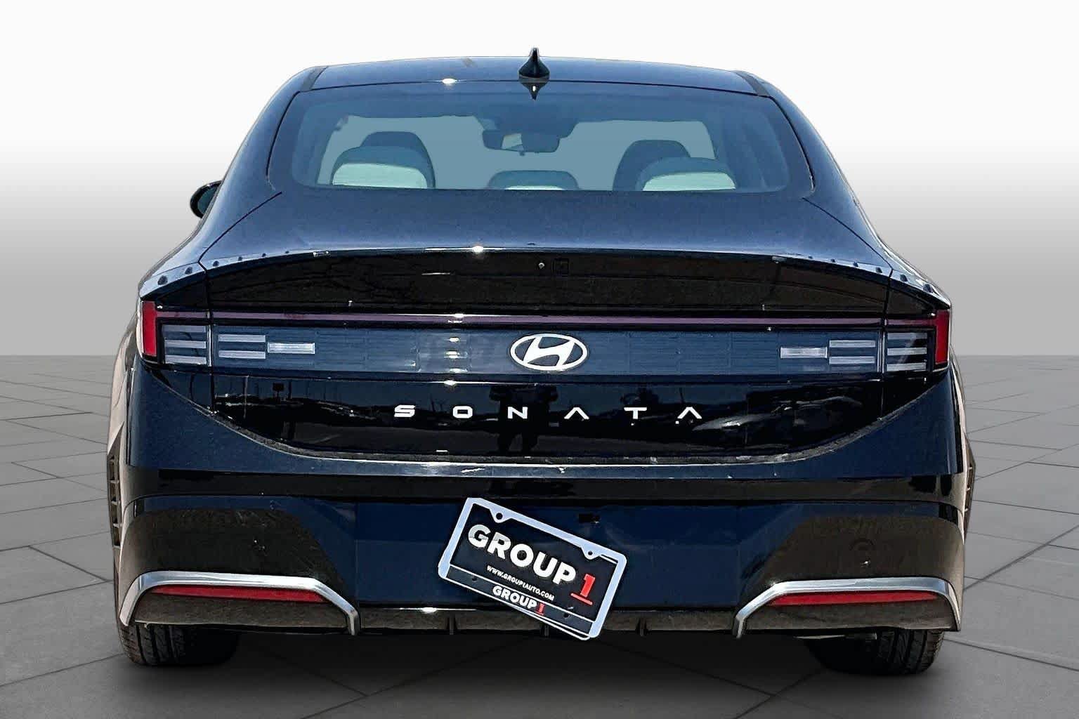 Used 2025 Hyundai Sonata SEL FWD image 5